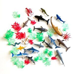 42 Pc Marine Life Sea Animal Toy Set w/ Storage Jar